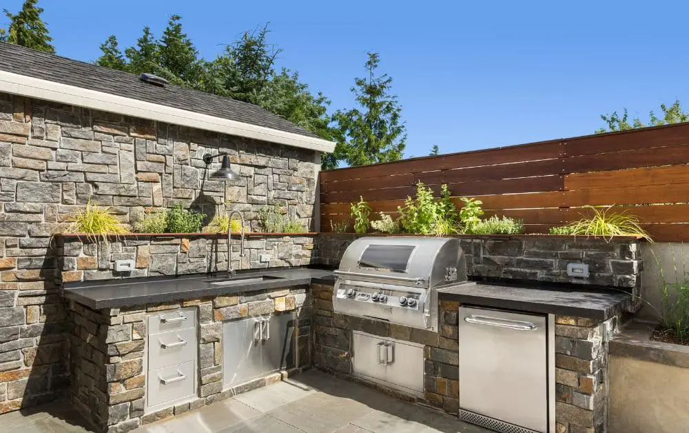 l-shaped outdoor kitchen
